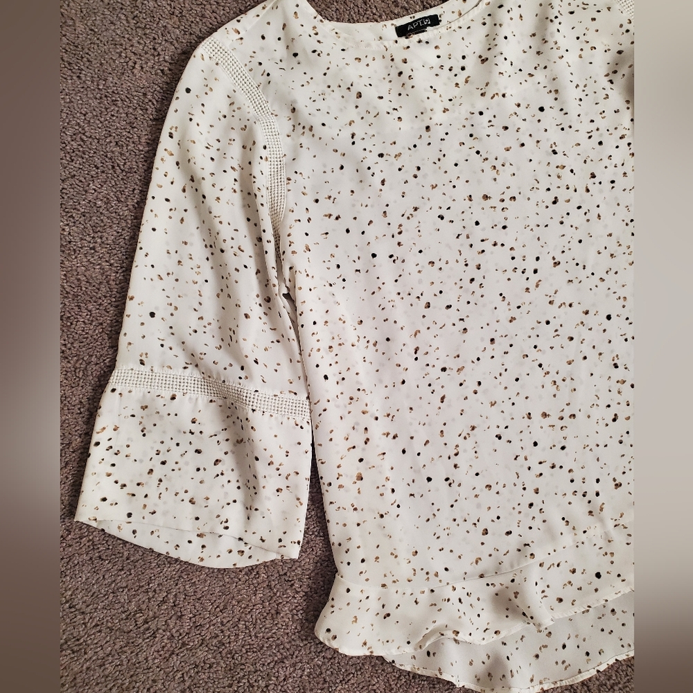Apt 9 Ruffle top, large - Picture 3 of 12